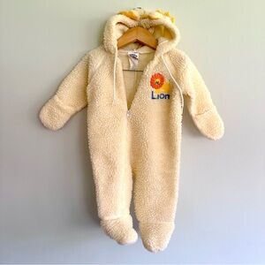 🦁VINTAGE Little Lion Yellow Hooded Sherpa Fleece Baby Bunting